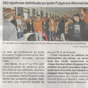 Ouest-France 18-11-2019 260 diplomes distribues au lycee Fulgence Bienvenue